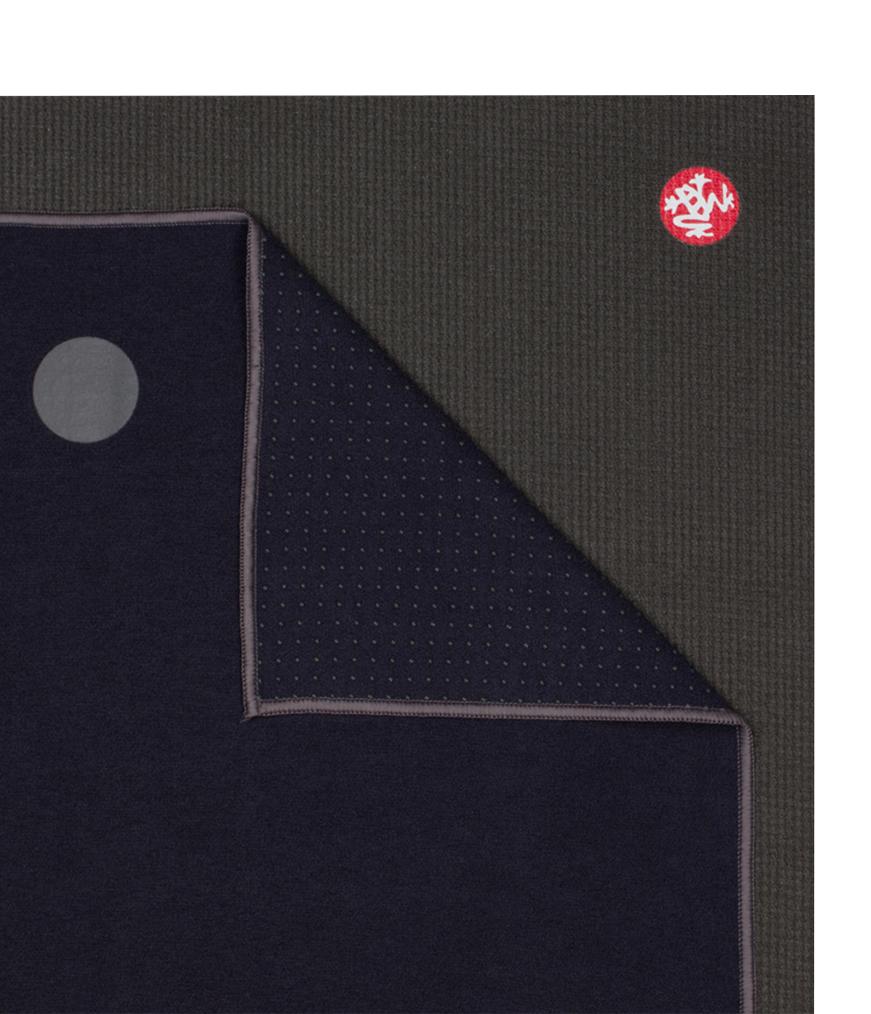 Manduka Yogitoes Mat Towel - Midnight - lying flat, corner folded over | Manduka NZ