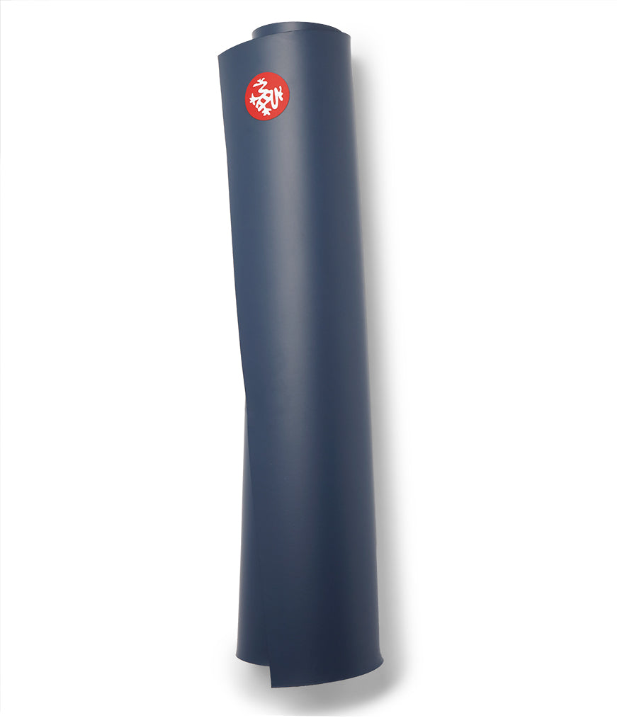 Manduka GRP Adapt 5mm Yoga Mat - Midnight - rolled | Manduka NZ