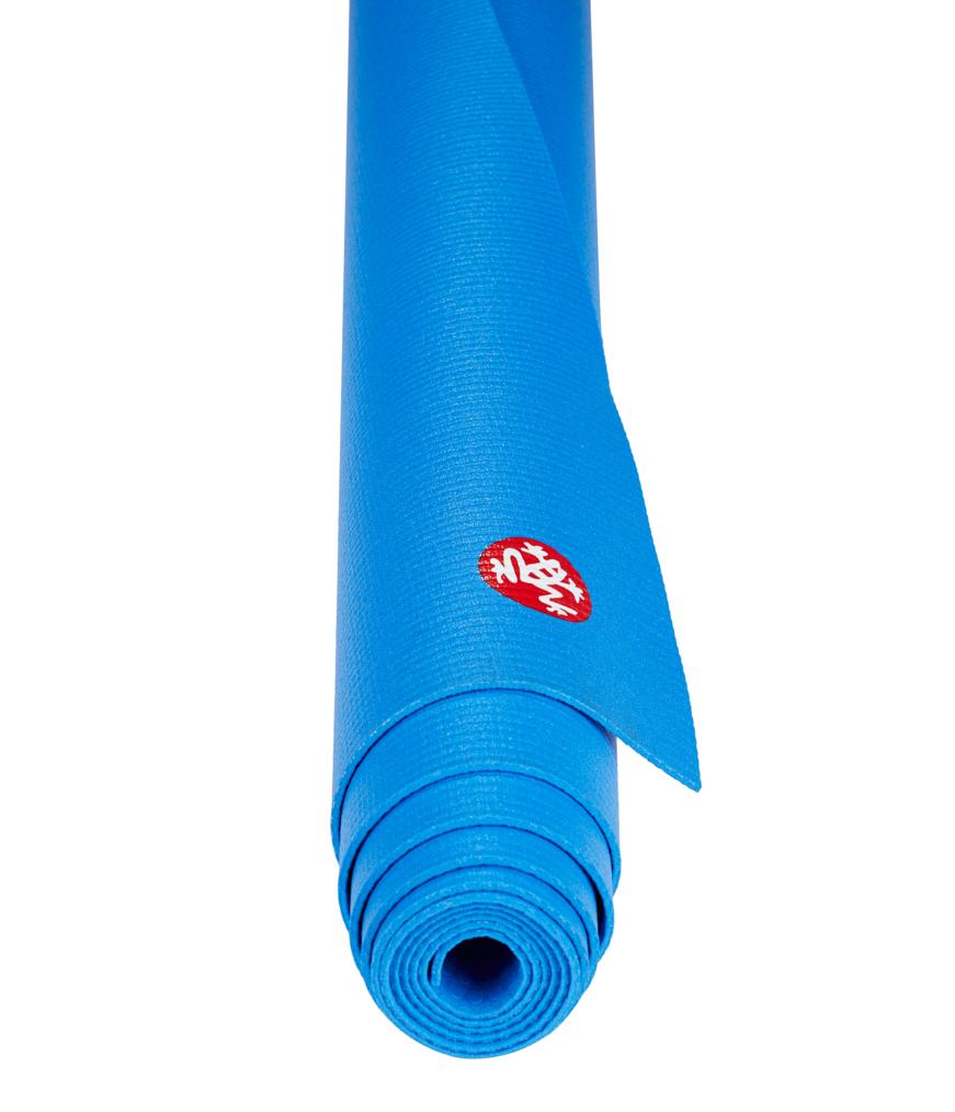 Manduka PRO Travel 2.5mm Yoga Mat - Be Bold Blue - rolled end on | Manduka NZ