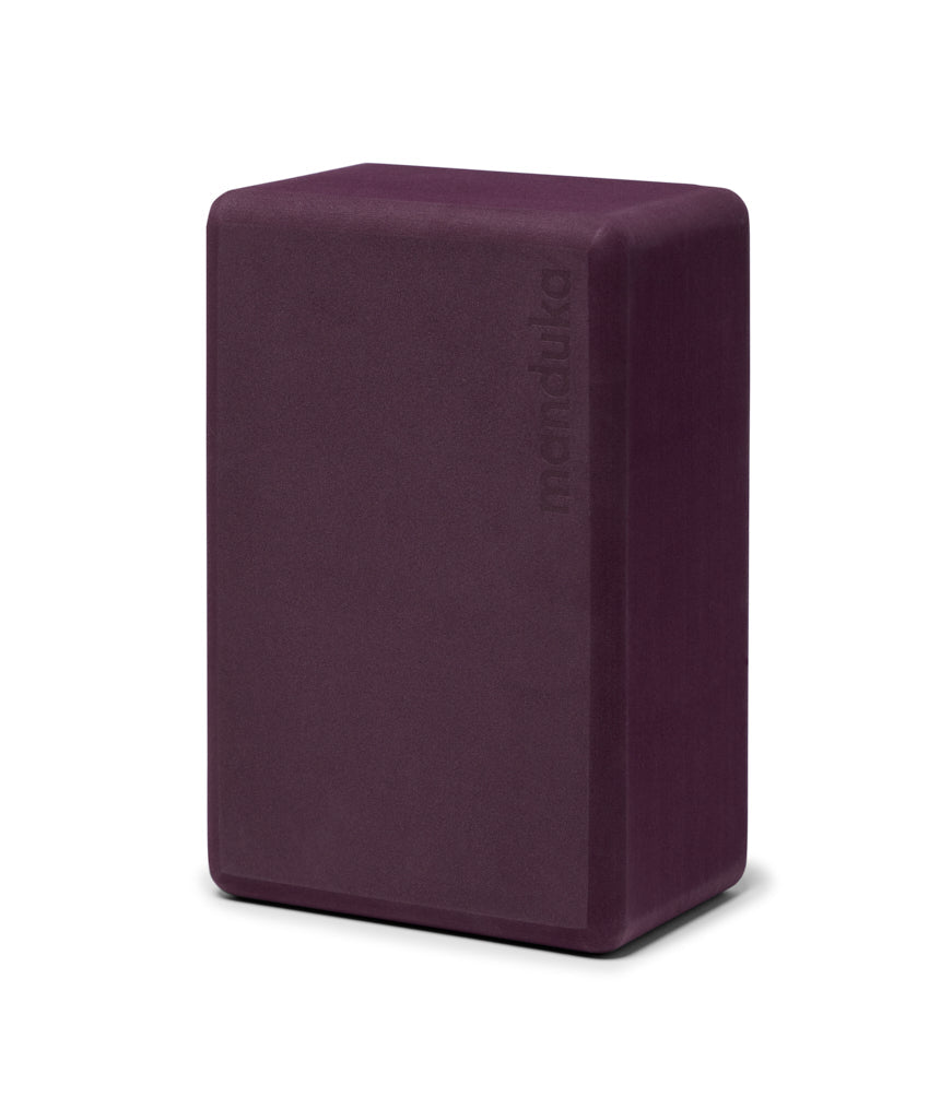Manduka Recycled Foam Block - Indulge - standing vertically | Manduka NZ