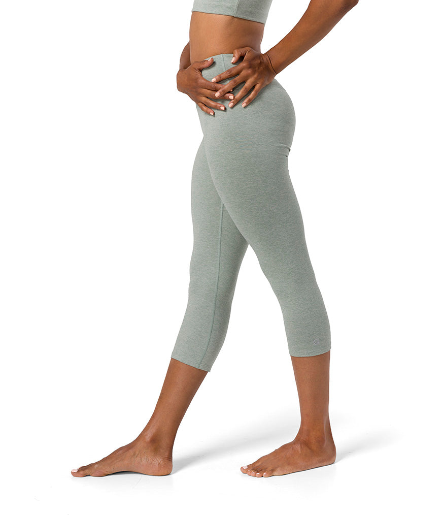 Dhara Capri Legging - Avian Heather - Side View - Gallery Image 2 | Manduka | Manduka NZ