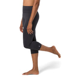 Dhara Capri Legging - Phantom - Side View - Gallery Image  | Manduka | Manduka NZ