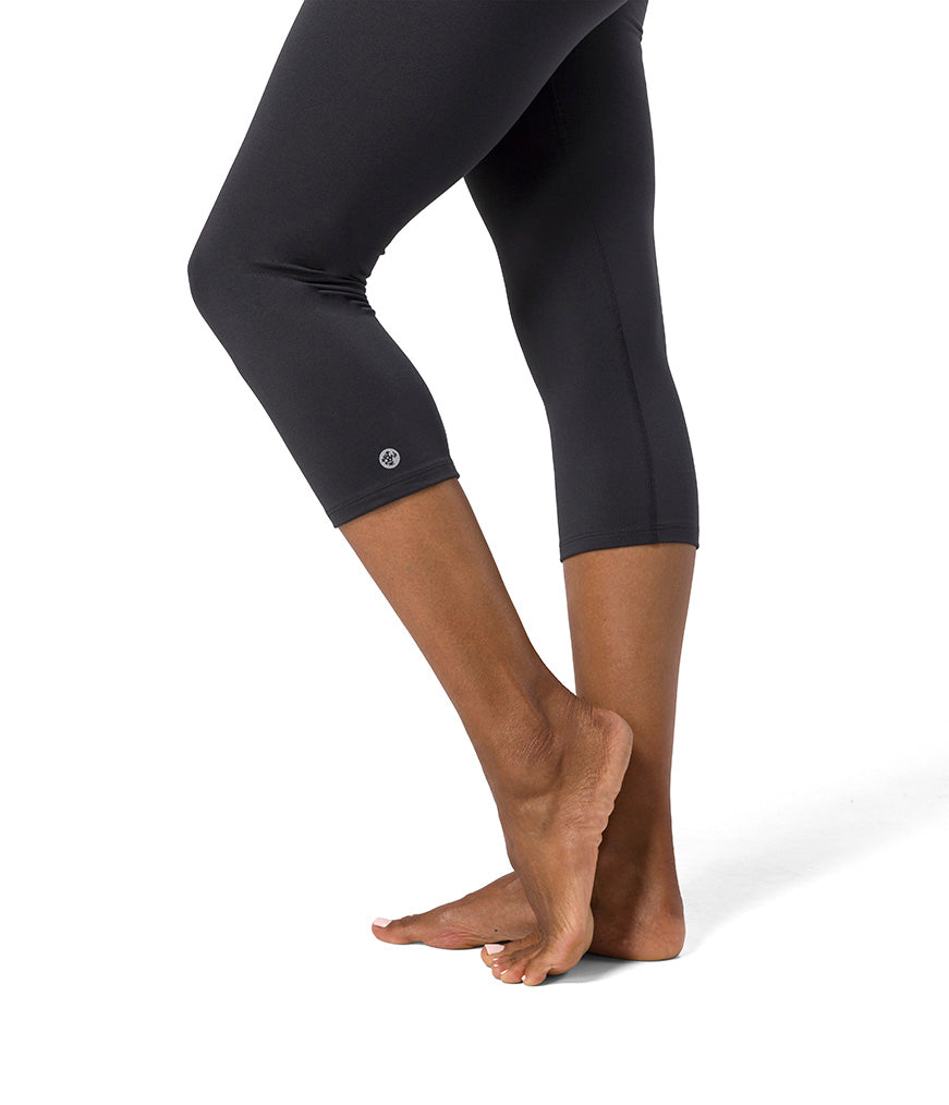 Dhara Capri Legging - Phantom - Side View - Gallery Image 2 | Manduka | Manduka NZ