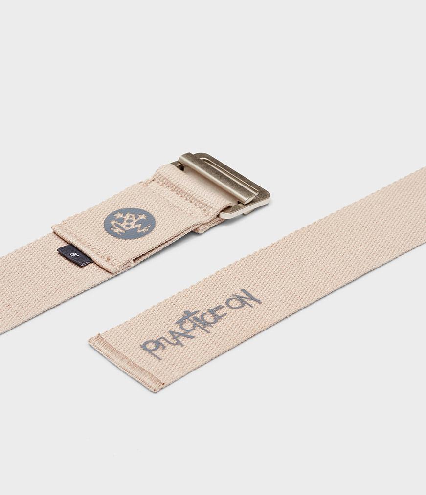 Manduka Align Yoga Strap - Presence - buckle detail | Manduka NZ