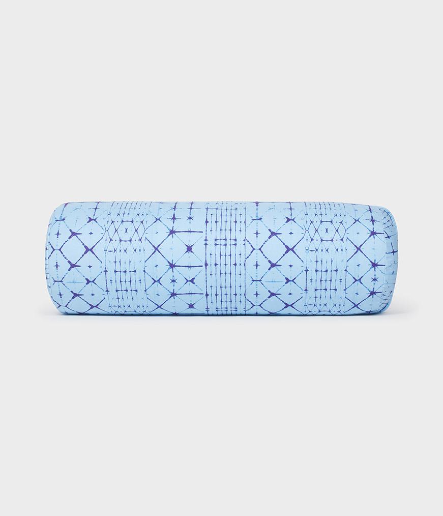 Manduka Enlight Round Bolster - Star Dye Clear Blue - horizintal | Manduka NZ