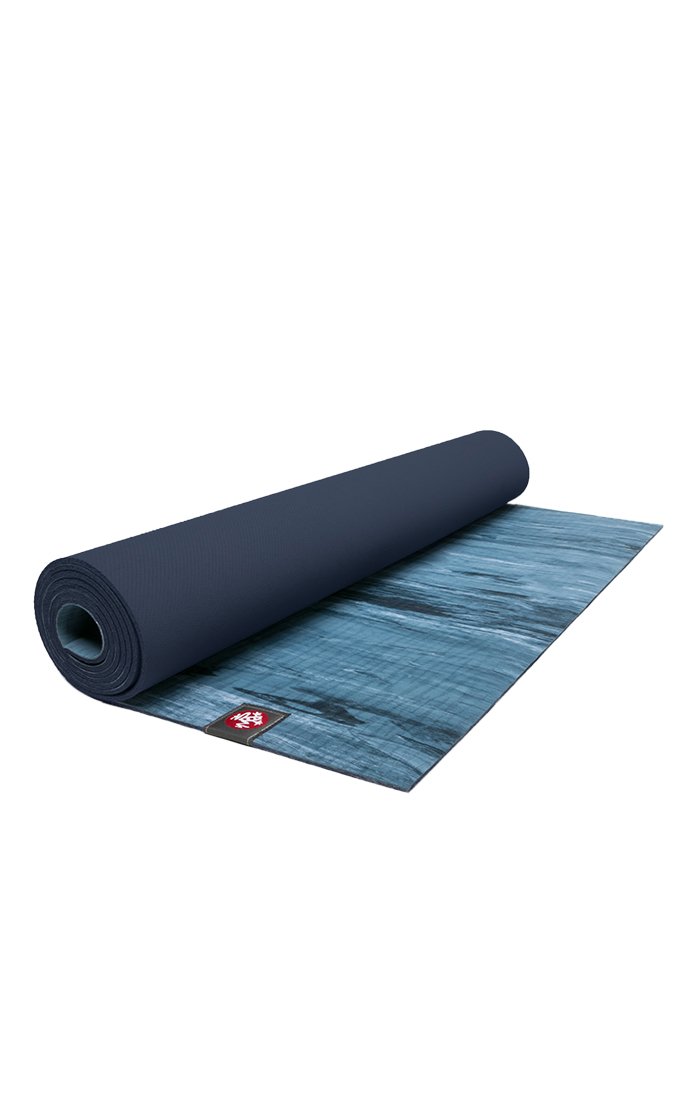Manduka eKOLite 5mm Yoga Mat - Ebb - part rolled | Manduka NZ
