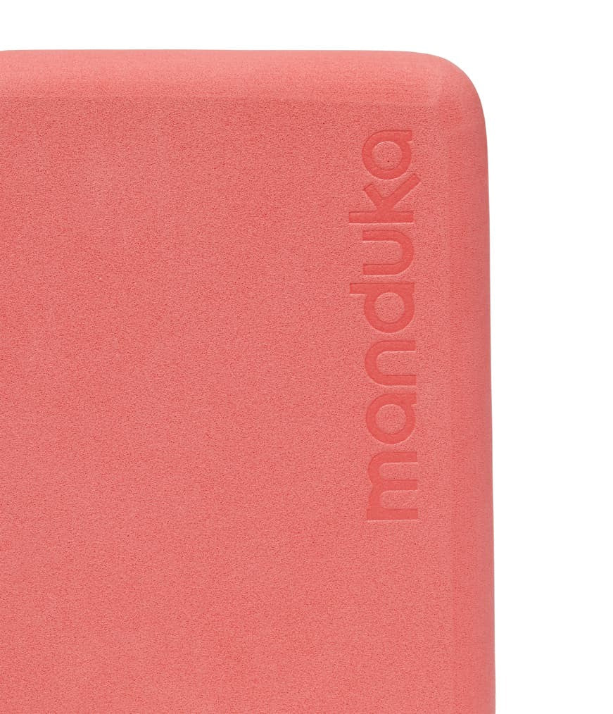 Manduka Recycled Foam Mini Block - Clay - logo image | Manduka NZ
