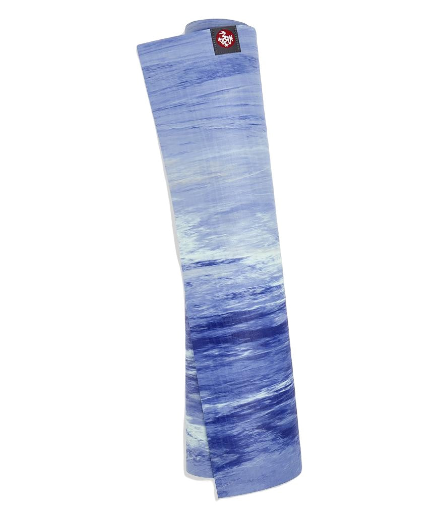 Manduka eKOLite 4mm Yoga Mat - Surf Marbled - rolled vertical | Manduka NZ