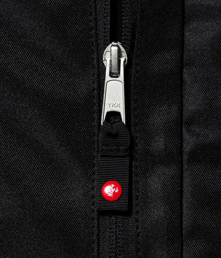 Manduka Go Steady 3.0 Mat Bag - Black - close-up of zipper | Manduka NZ