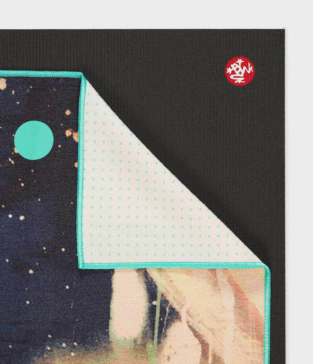 Manduka Yogitoes Mat Towel - Floral - lying flat, corner folded over | Manduka NZ